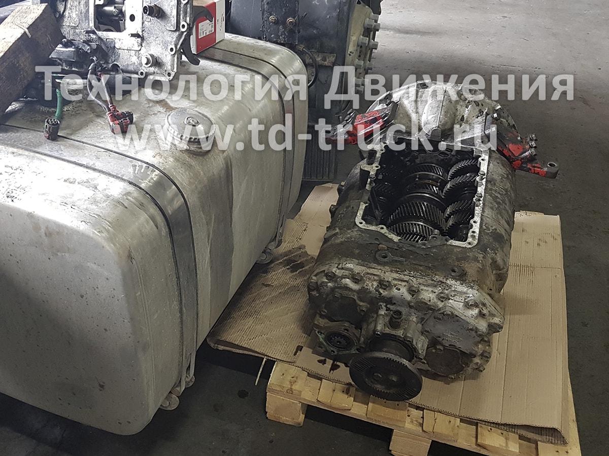 Снятие КПП с тягача Mercedes Actros 